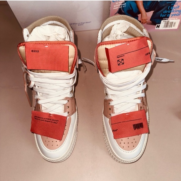 OFF-WHITE Pink & Beige 3.0 Off Court Sneakers - Picture 7 of 8